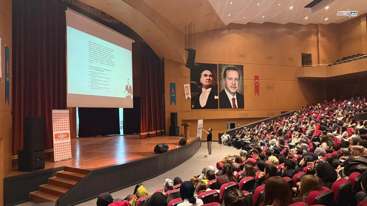 Onikişubat Belediyesi, YKS ve KPSS Kazandıran Taktikler Kampı’nı Başlattı