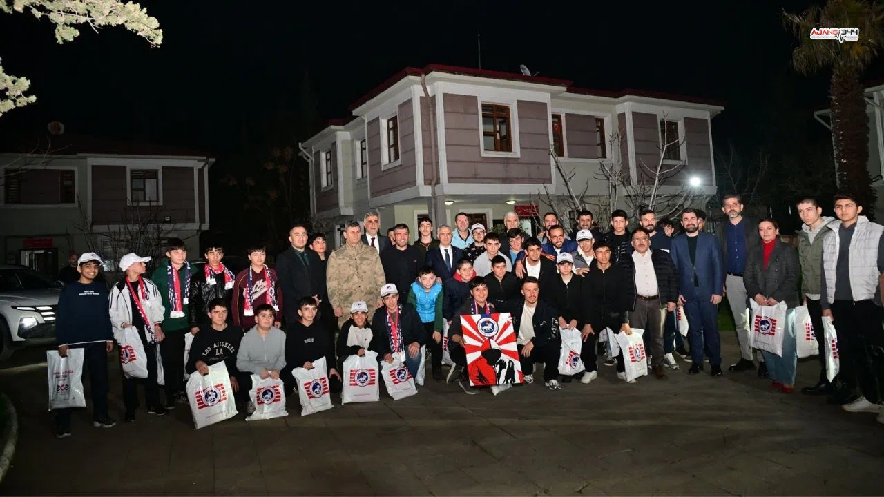 Dünya Yetimler Günü’nde Çocuklarla Gönül Sofrası