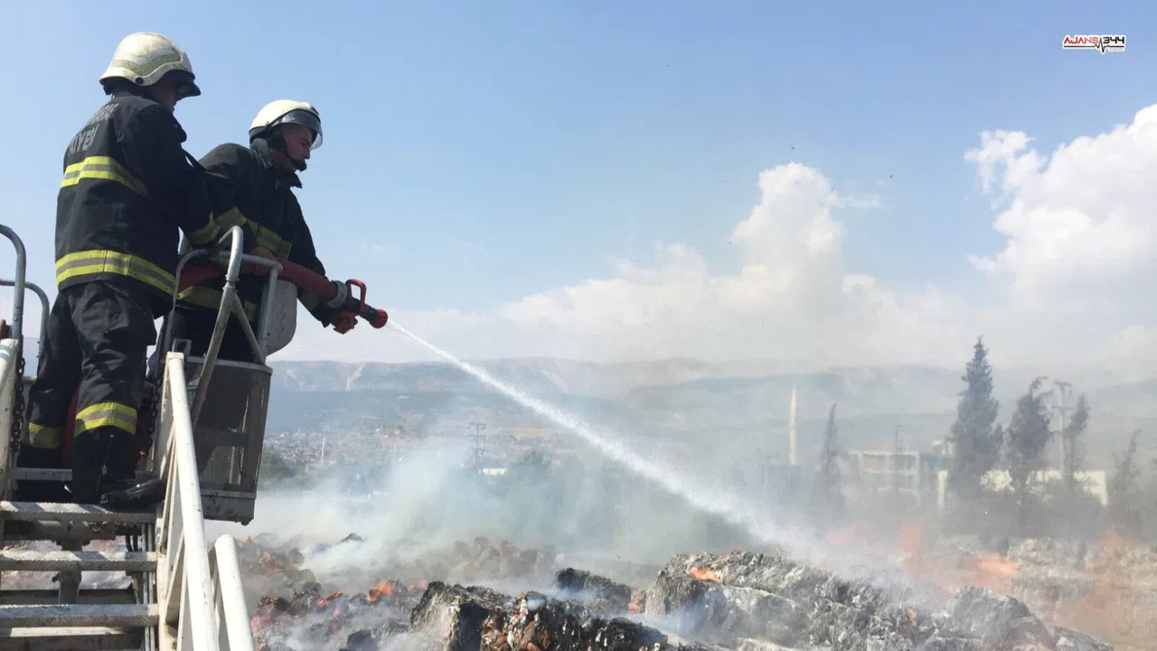 Büyükşehir Belediyesi İtfaiyesi Bir Ayda 519 Olaya Müdahale Etti