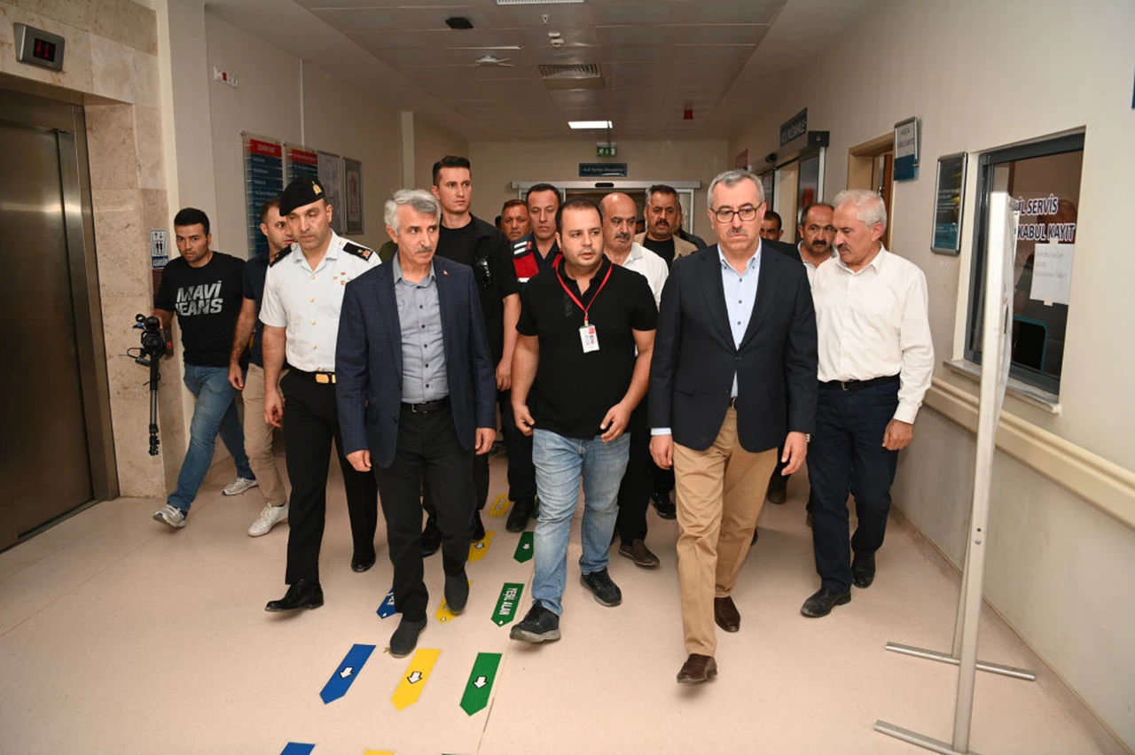  Andırın’da Meydana Gelen Kazada Yaralanan Vatandaşları Ziyaret