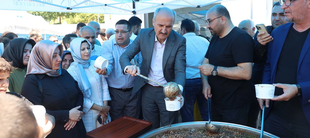 Aşure Birlik Ve Beraberliğimizin Yansımasıdır