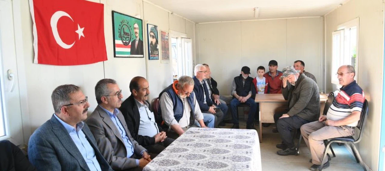 Başkan Güngör, Göksun’da Vatandaşların Gönüllerine Misafir Oldu