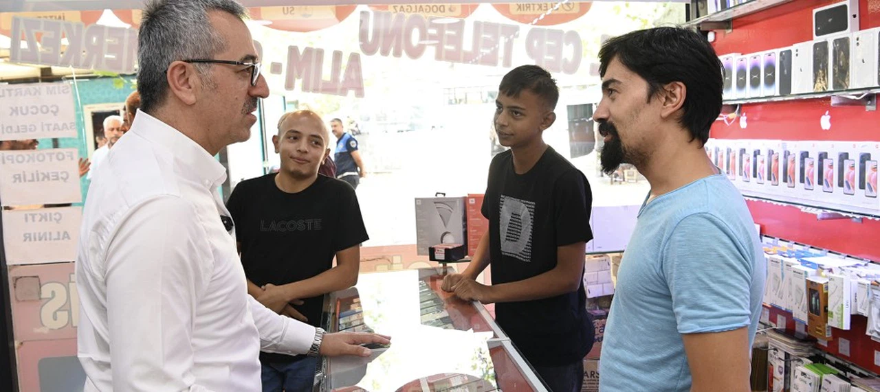Başkan Güngör, Kapalı Çarşı’da