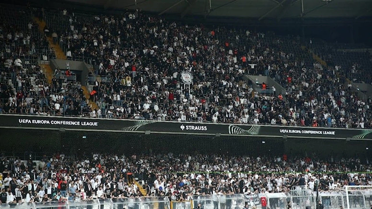 Beşiktaş, Lugano'ya 3-2'lik Skorla Mağlup Oldu: Taraftarlar Yönetimi Protesto Etti