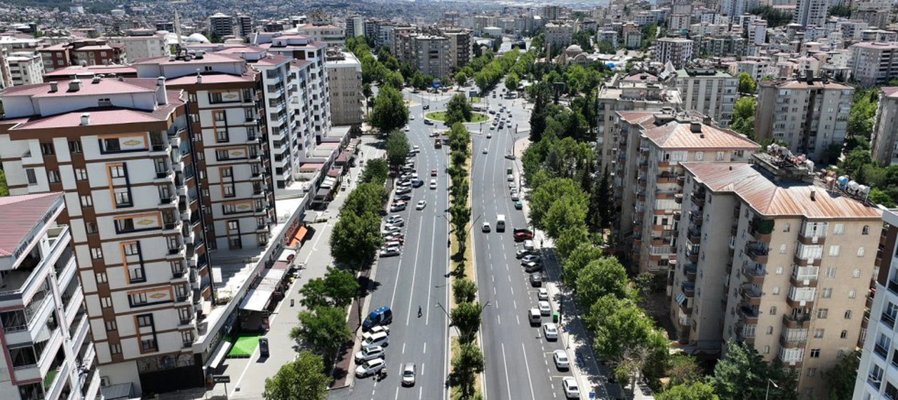 Büyükşehir’den Asfalt Atağı