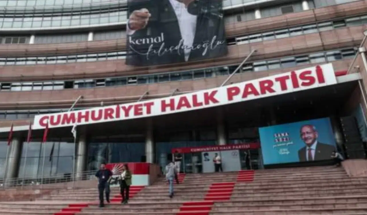 CHP’de 81 il başkanından ’değişim’ mesajı