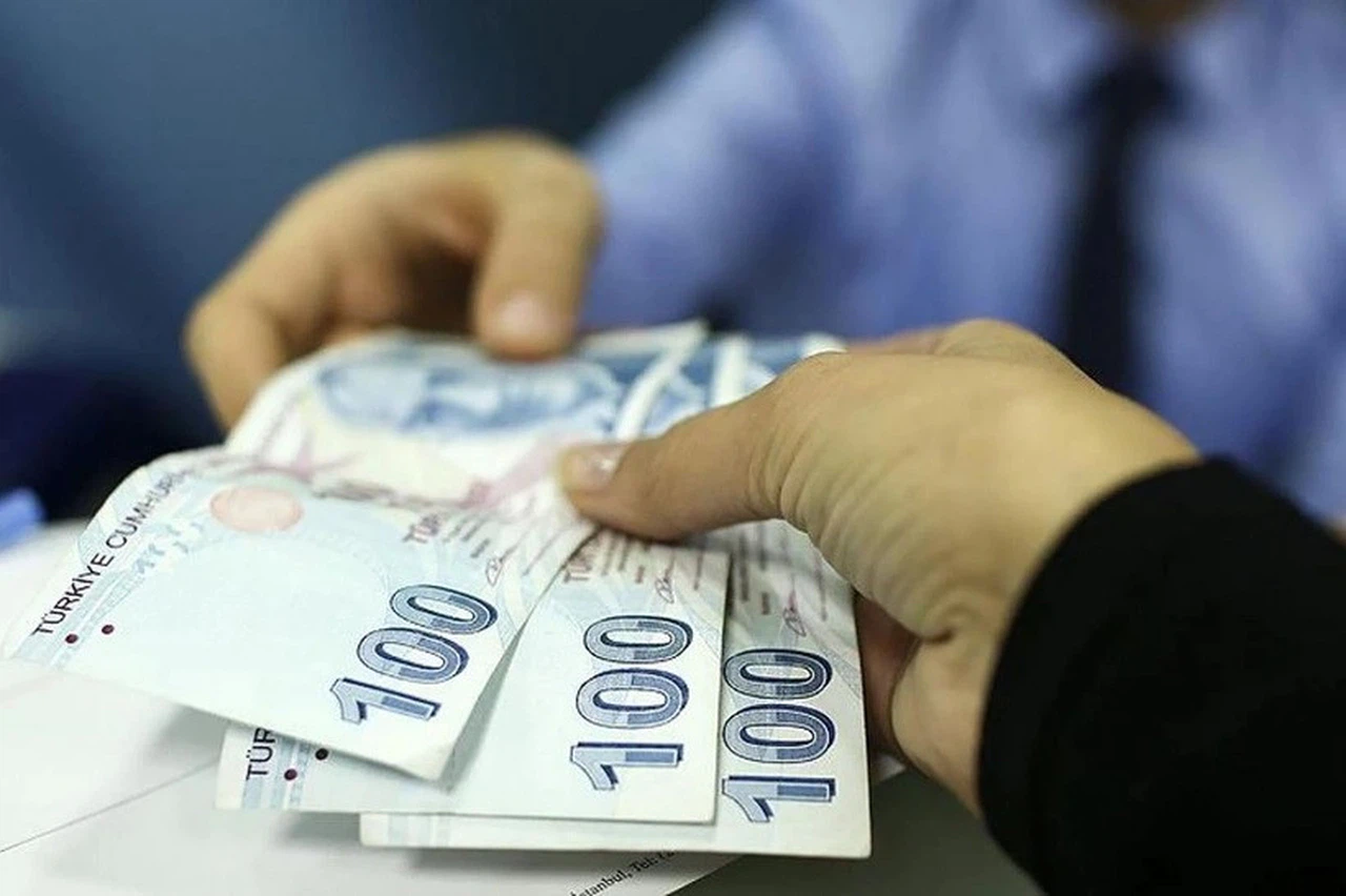 Emeklilere 5 Bin TL Ödeme: Bakan Işıkhan'dan Yeni Gelişme