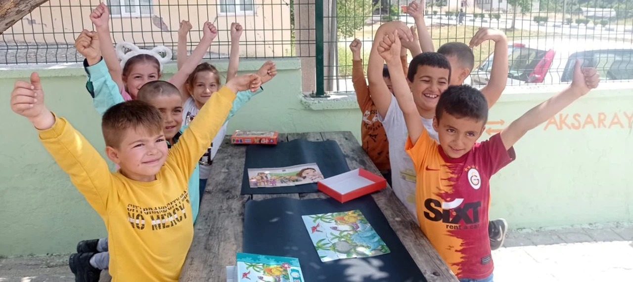 Gezici Kütüphane Ilıca İlkokulu Öğrencilerinin Misafiri Oldu