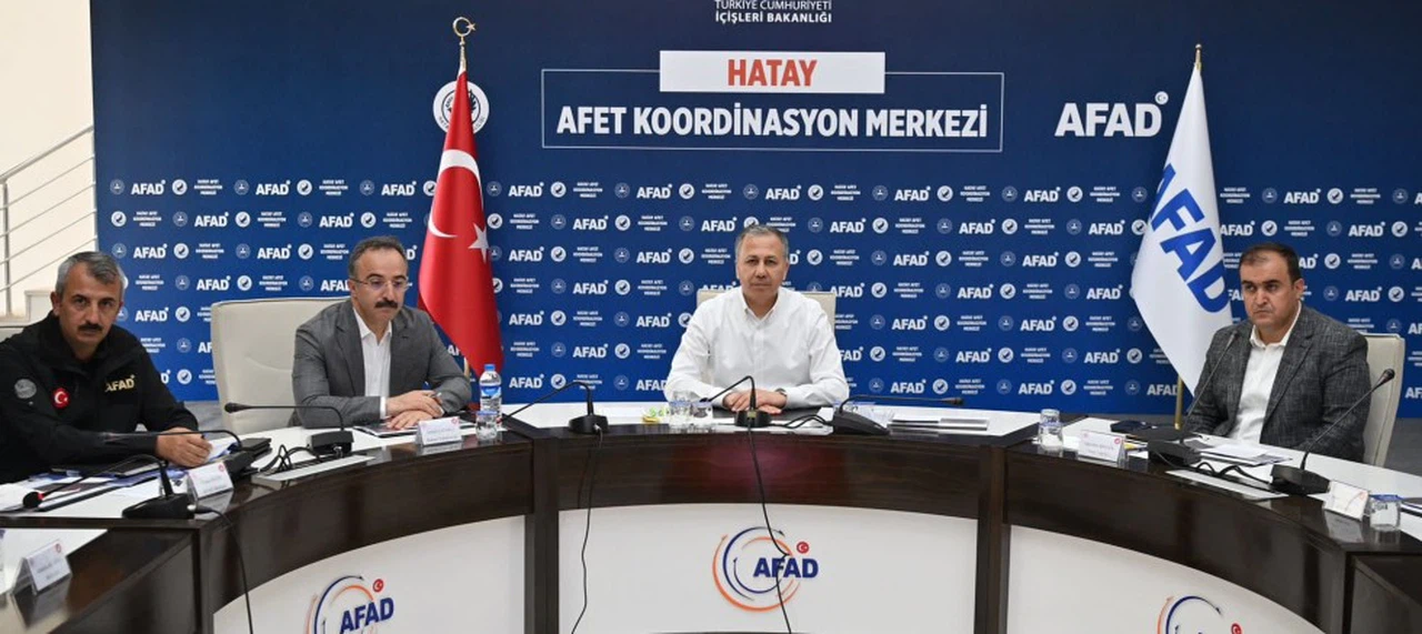 İçişleri Bakanı Ali Yerlikaya: “Hatay İlimizde Yaklaşık 197 Bin 248 Konut Yapılacak”