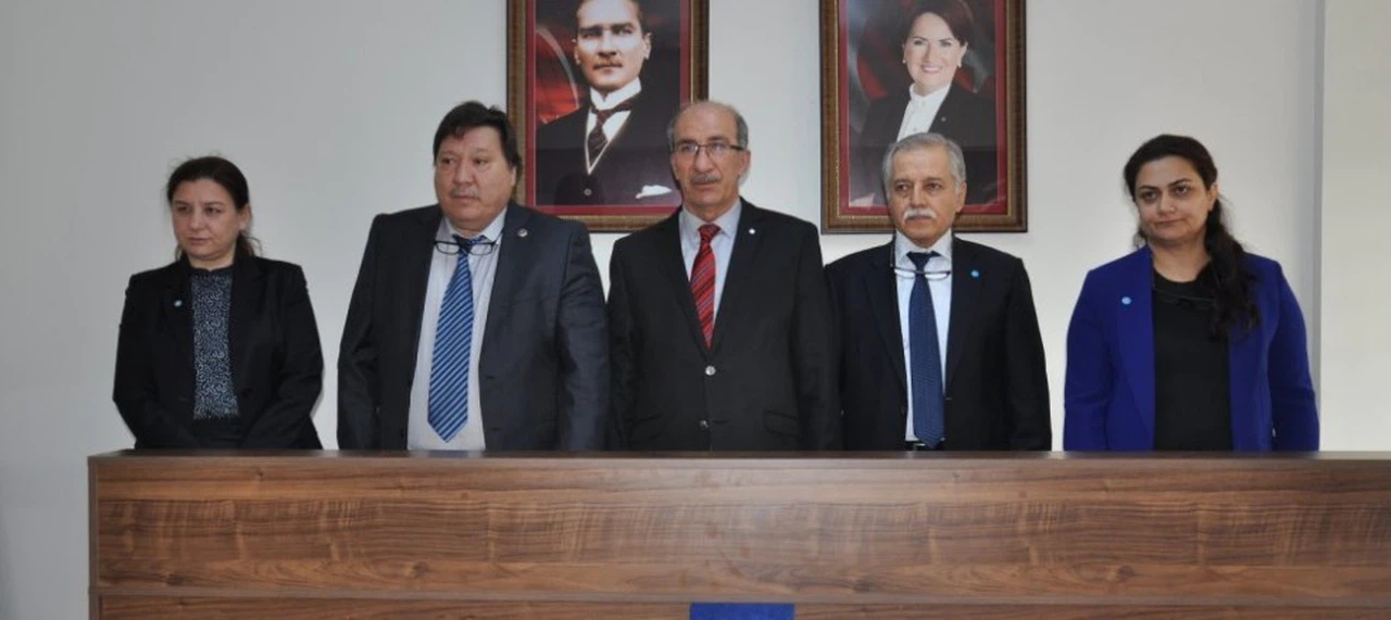 İlk İstifa İyi Partiden 