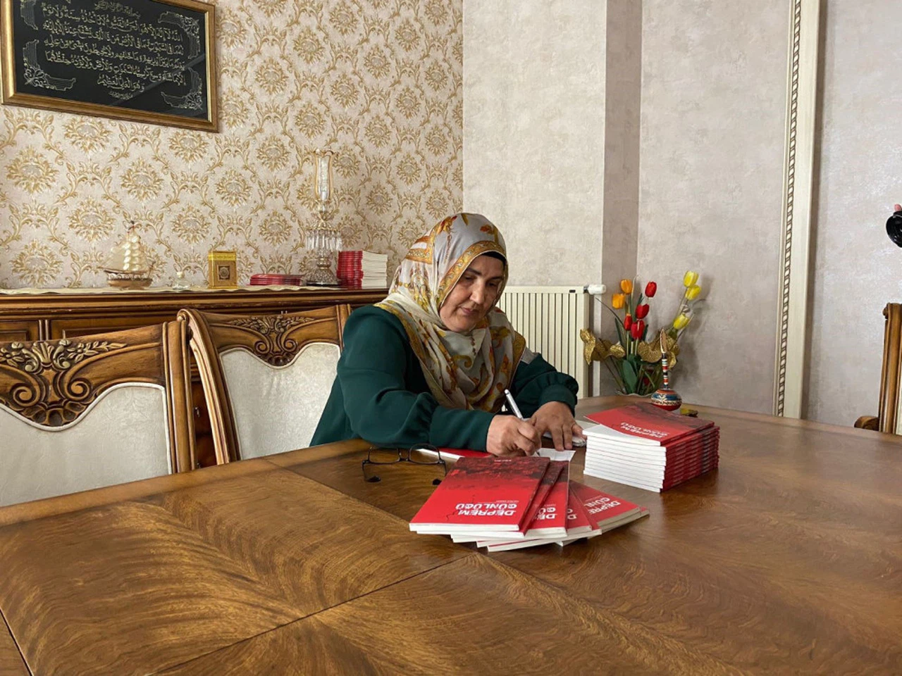 Kahramanmaraşlı anne depremde yaşadıklarını kitap haline getirdi  