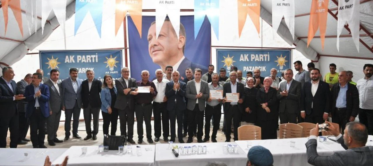 Kirişci ve Güngör, Pazarcık’ta Vatandaşlarla Bir Araya Geldi