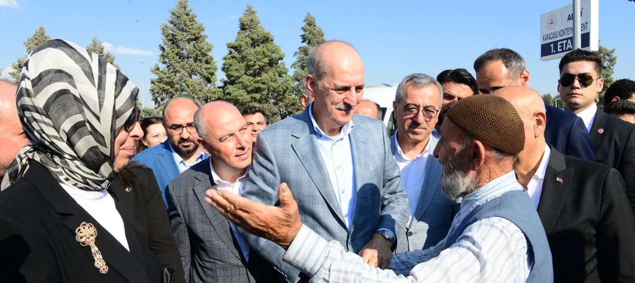 Kurtulmuş ve Güngör’den Konteyner Kent’te Bayram Ziyareti