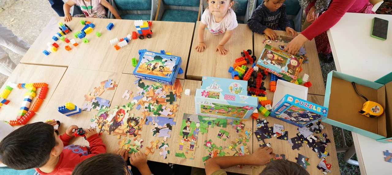 Minikler Gezici Kütüphane’yi Çok Sevdi