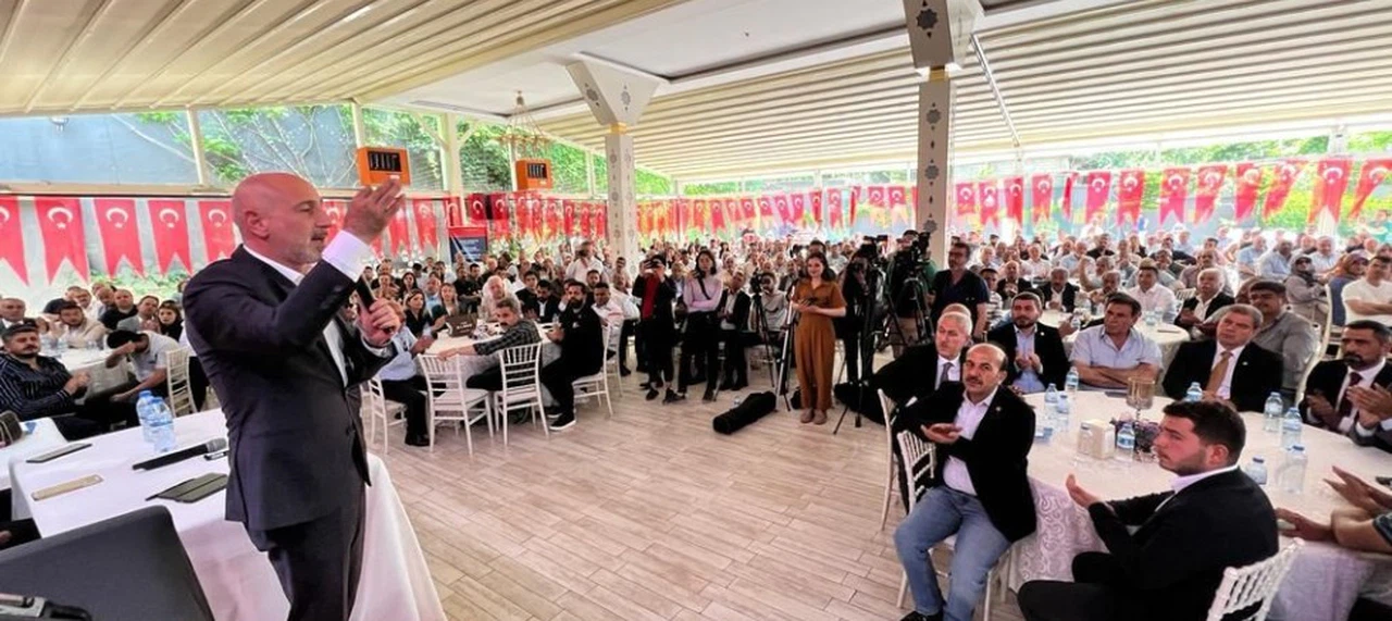 Öztunç, Milliyetçi kardeşlerim Habur rezaletini, TC’nin ve andımızın kaldırılmasını unutmasın