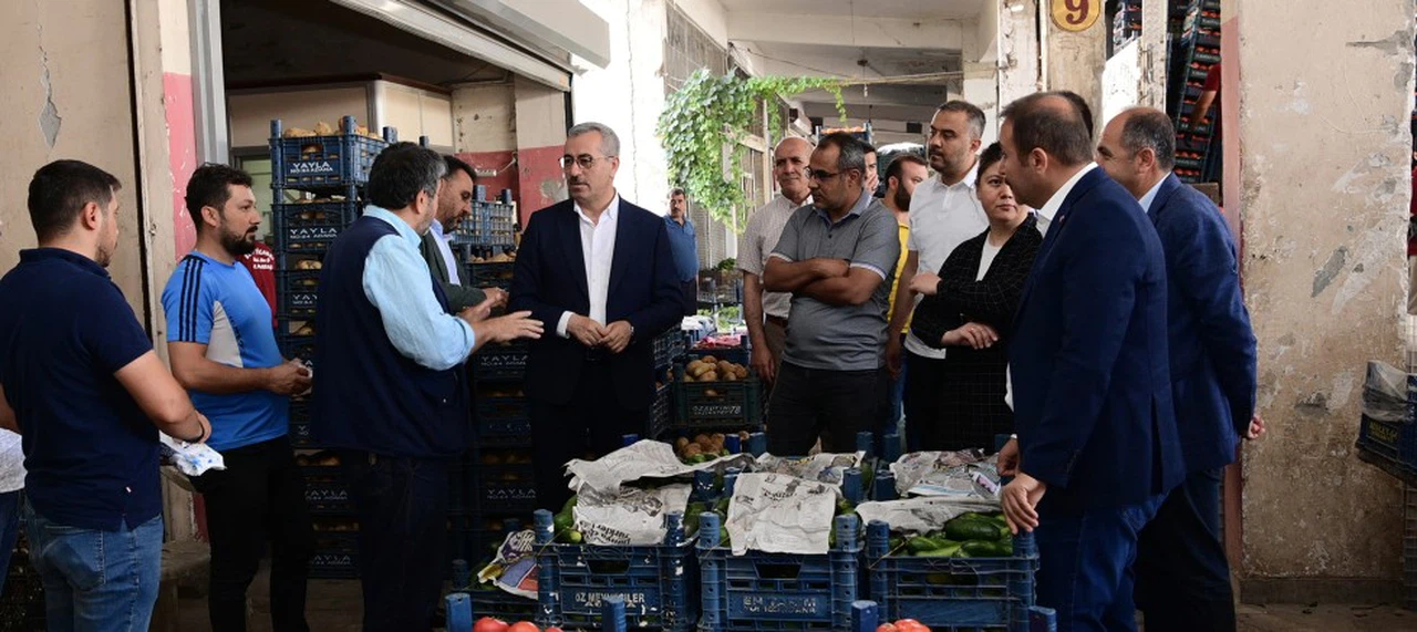 “Sebze Meyve Halinde Faaliyetler Aksamadan Sürüyor”
