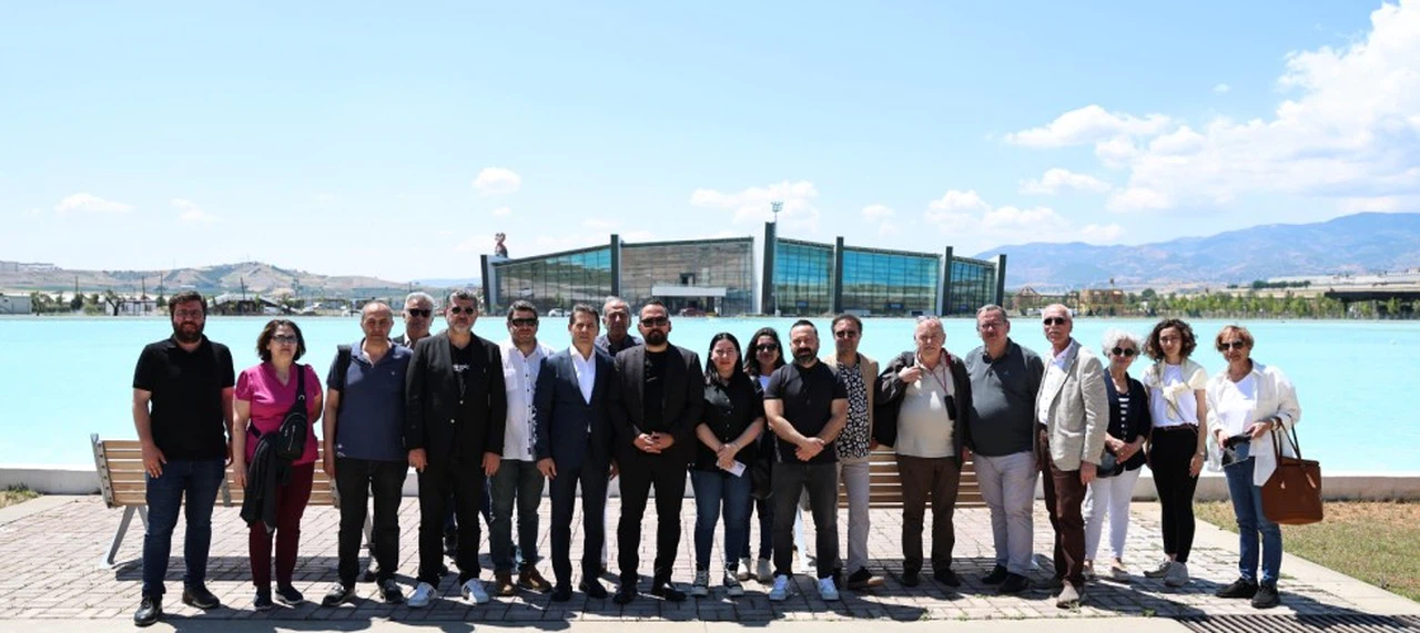 Turizm ve ekonominin öncü kalemleri EXPO 2023’e hayran kaldı