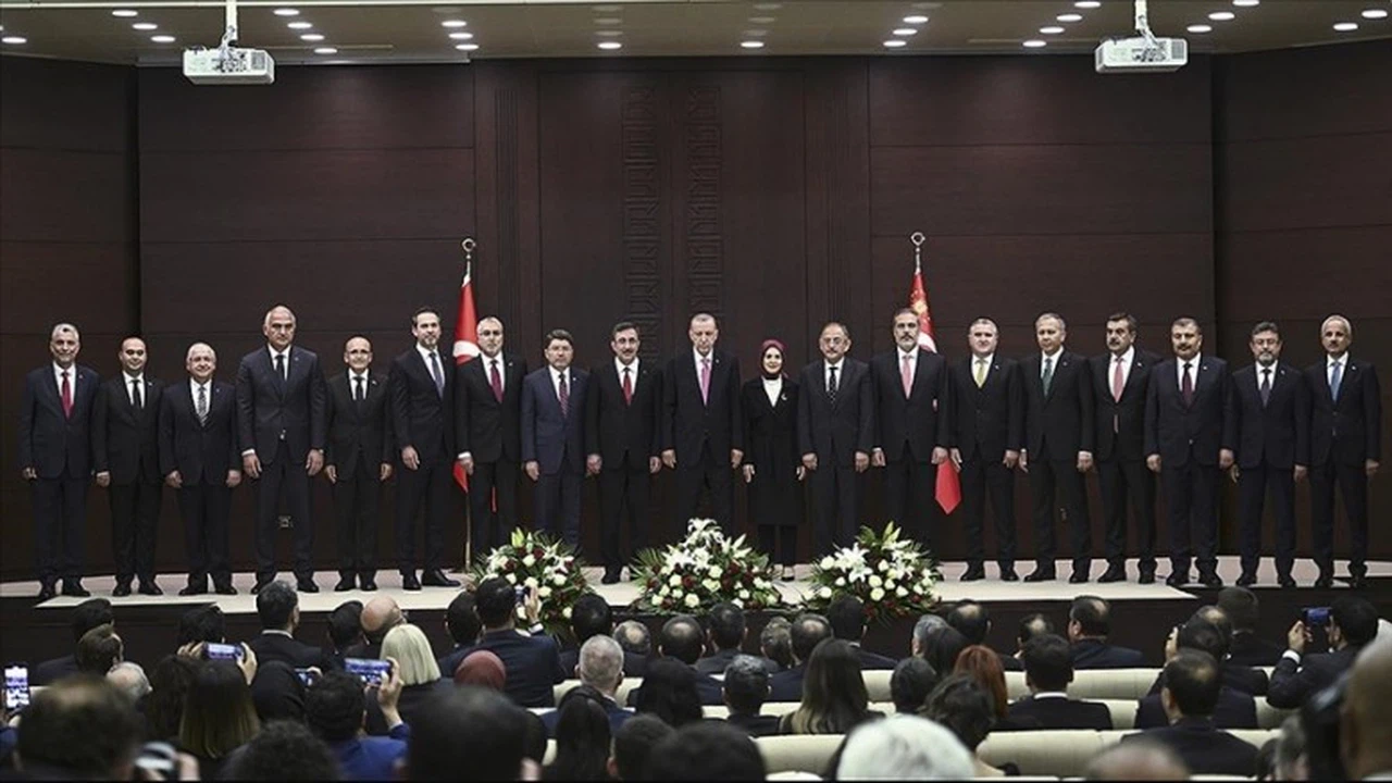 Yeni dönemin ilk Kabinesi bugün toplanıyor