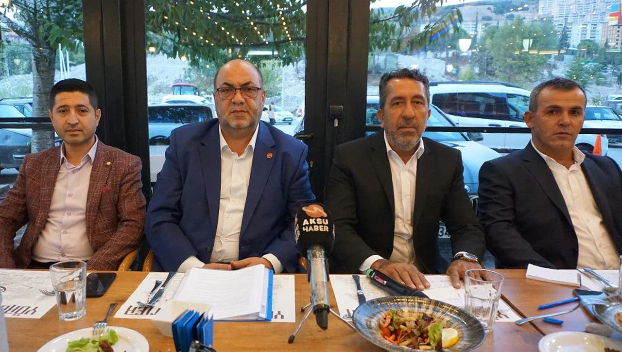 Yeniden Refah Partisi'ne Katılan Mehmet Akpınar, Belediye Başkanlığı İçin Hazır