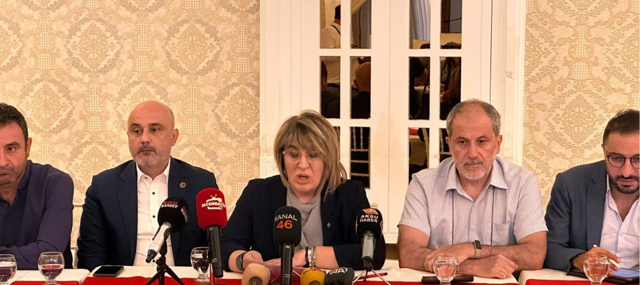 Zeynep Arıkan, Kahramanmaraş Milletvekillerini Halkın Vekili Olmaya Davet Etti
