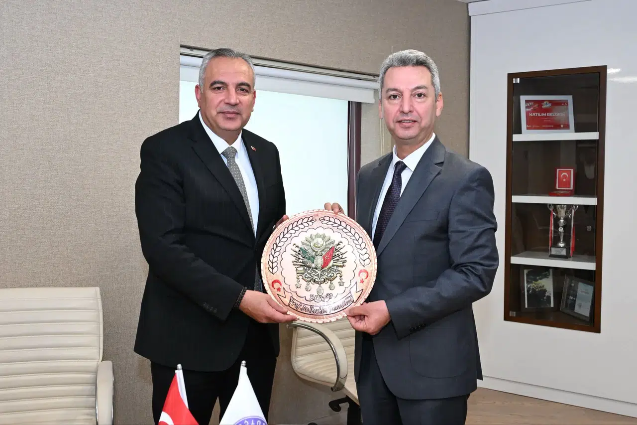 Muhtarlar Derneği'nden KSÜ Rektörü Okumuş ziyaret