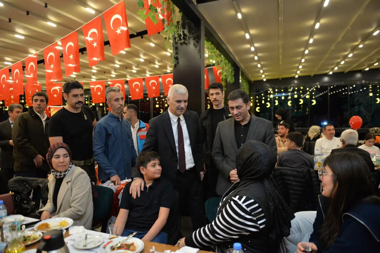 Emniyet Müdürü Yiğit Yetim ve Öksüz Çocuklarla İftarda Bir Araya Geldi