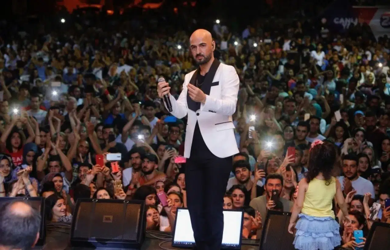 Soner Sarıkabadayı, Kahramanmaraş’ta Sahne Alacak