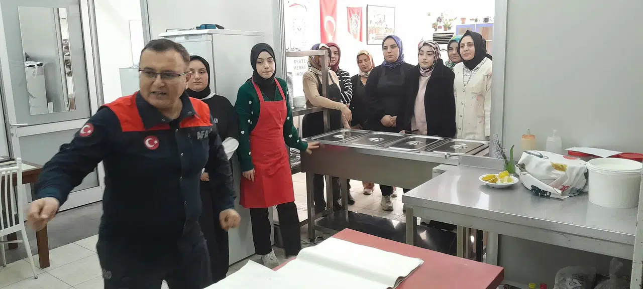 AFAD’dan Farkındalık Hamlesi: Eğitim Ve Tatbikat Bir Arada