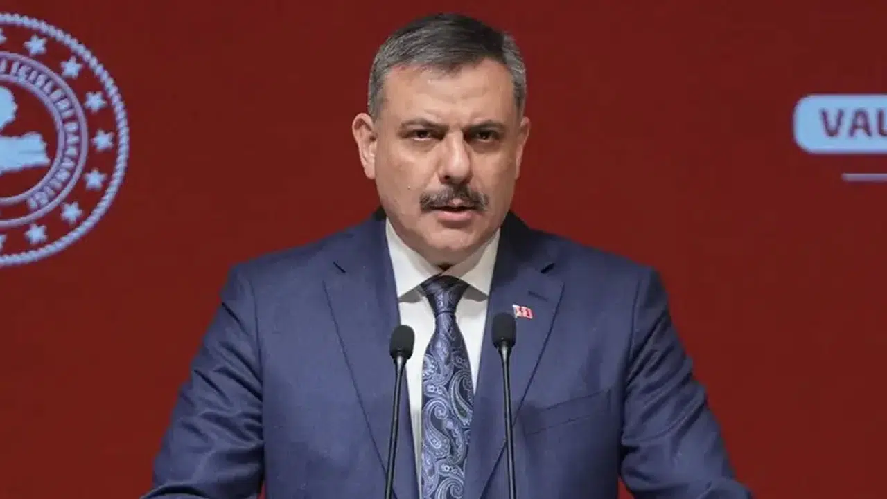 Bakan Çiftçi'den dikkat çekici açıklama: Bayrak Değişimi Olabilir