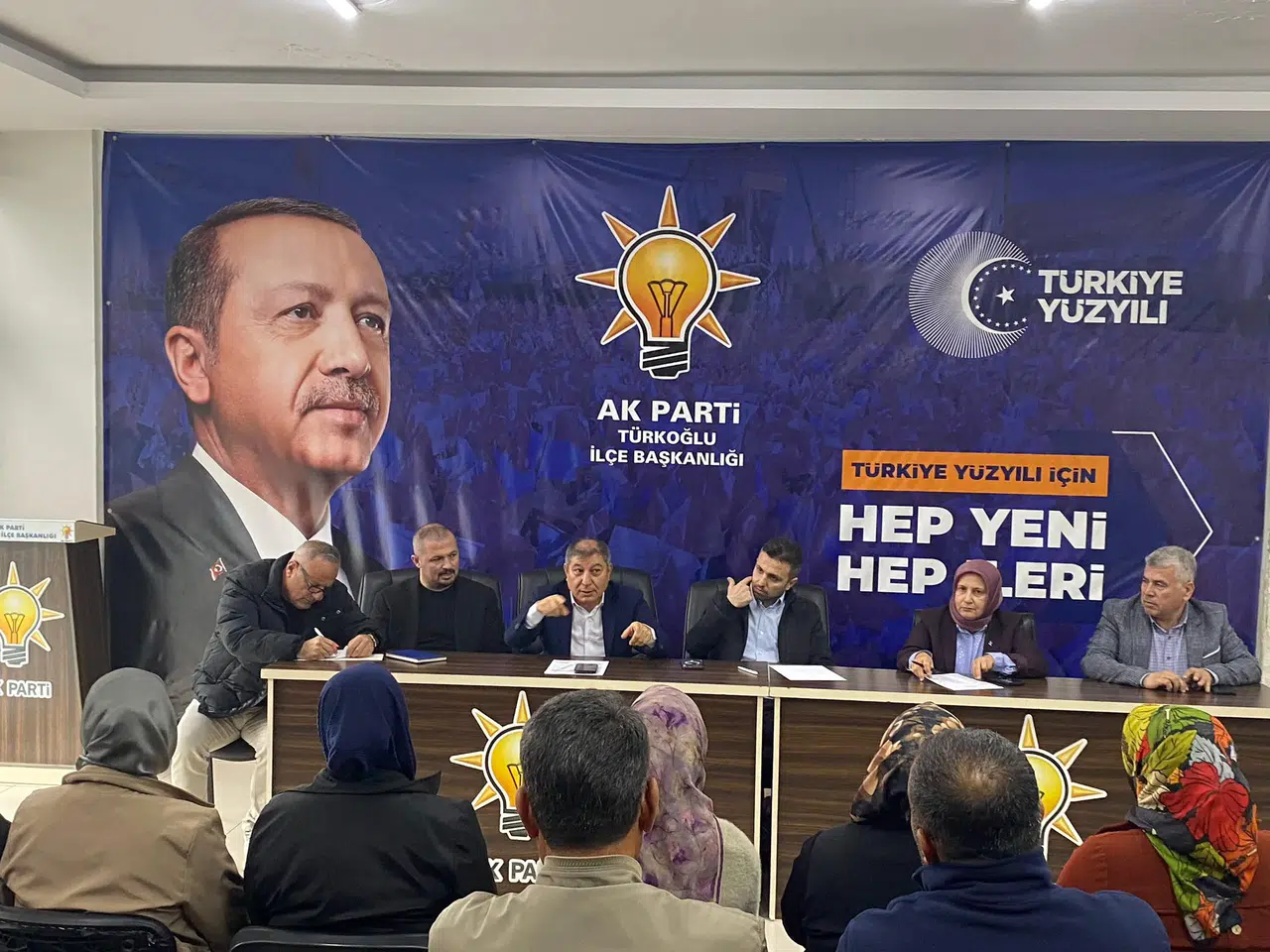 Türkoğlu'nda AK Parti Teşkilat Buluşması
