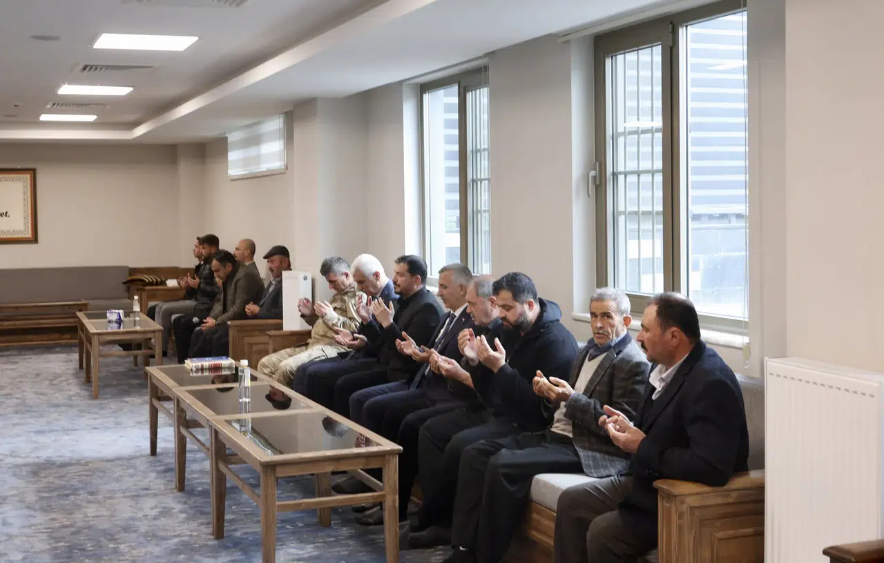 Vali Ünlüer ve Protokolden Zorkun Ailesine Başsağlığı