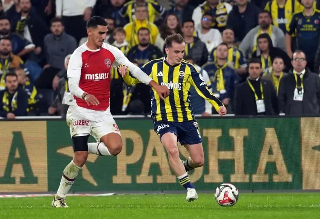 Fenerbahçe'ye İlk Yarıda Şok