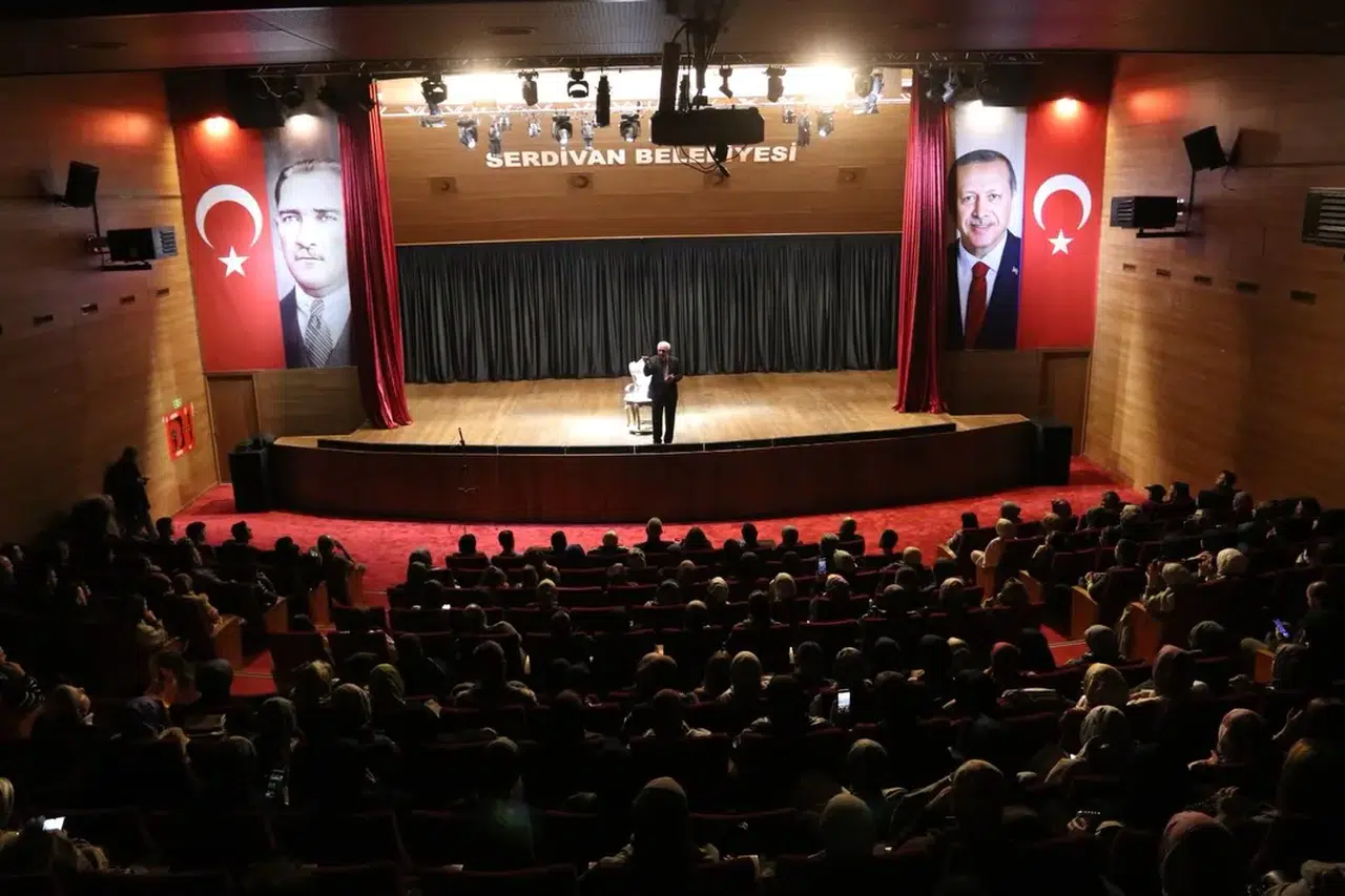 Ramazan Sokağı’nda Nurullah Genç sevenleriyle buluşacak