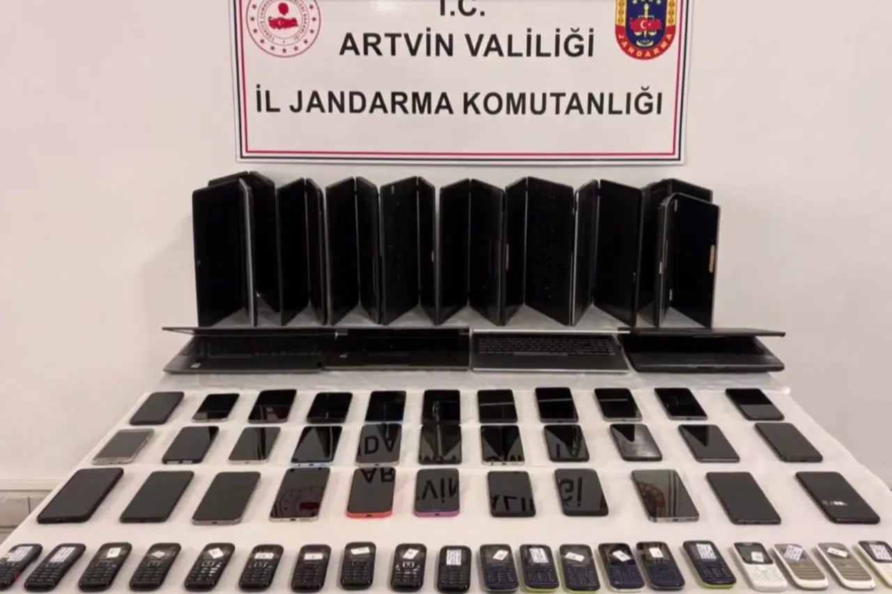 Dört İl'de Yapılan Operasyonda Organize Suç Çetesi için 35 Kişi Gözaltına Alındı