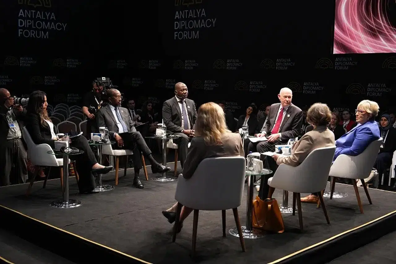 Sevil Atasoy’dan Terör ve Uyuşturucu Uyarısı