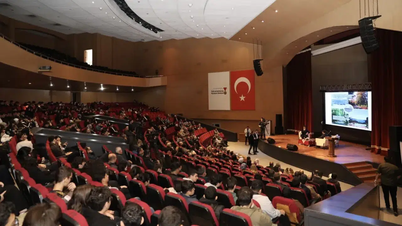 Kahramanmaraş’ta Filistin Konferansı yoğun katılımla farkındalık oluşturdu