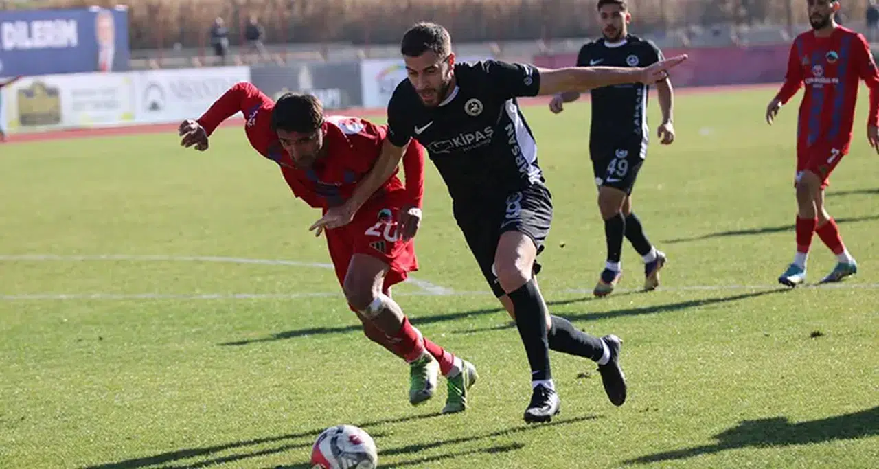 İstiklalspor Son Dakikalarda Yıkıldı