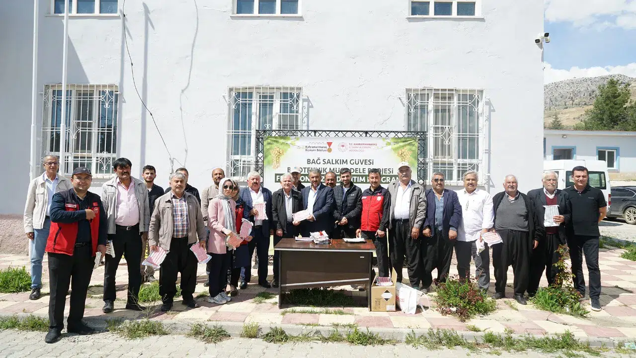 Büyükşehir Belediyesi'nden Bertiz'de Kabarcık Üzümüne Yöresel Koruma Stratejisi