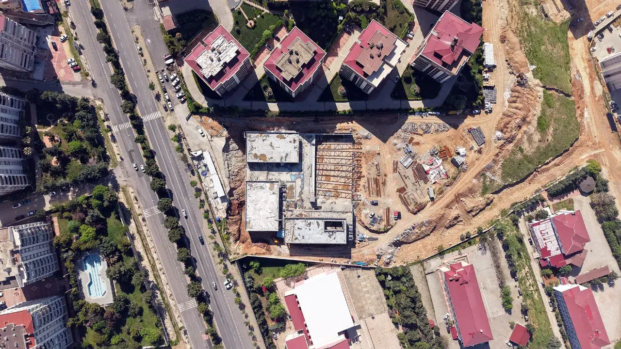 Kahramanmaraş’ta Yeni Nesil Gençlik ve Spor Tesisleri Hızla İnşa Ediliyor!