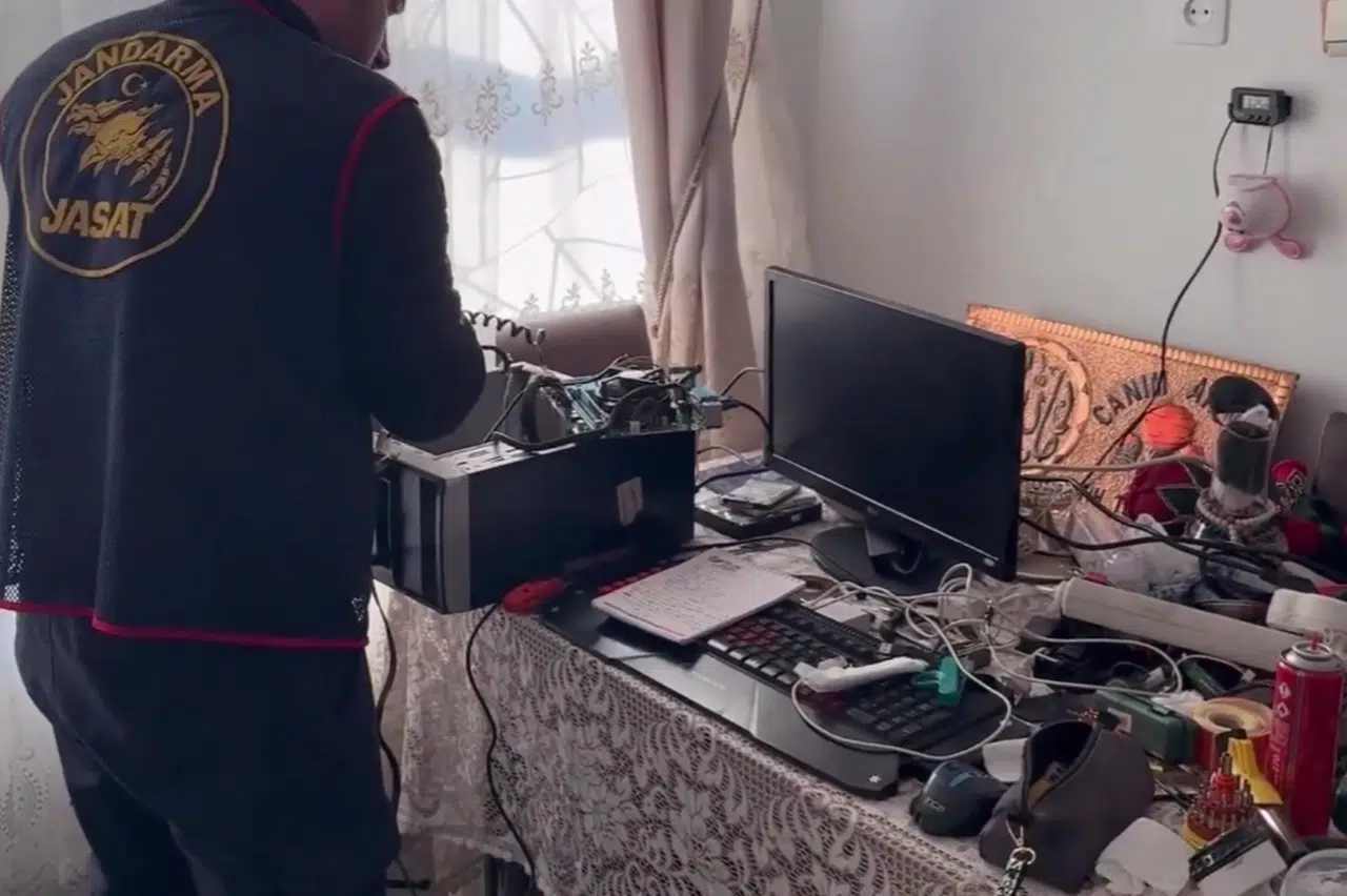 Yasa Dışı Bahis Çetelerine Büyük Darbe: 50 Milyar TL'lik Para Akışı Açığa Çıktı!