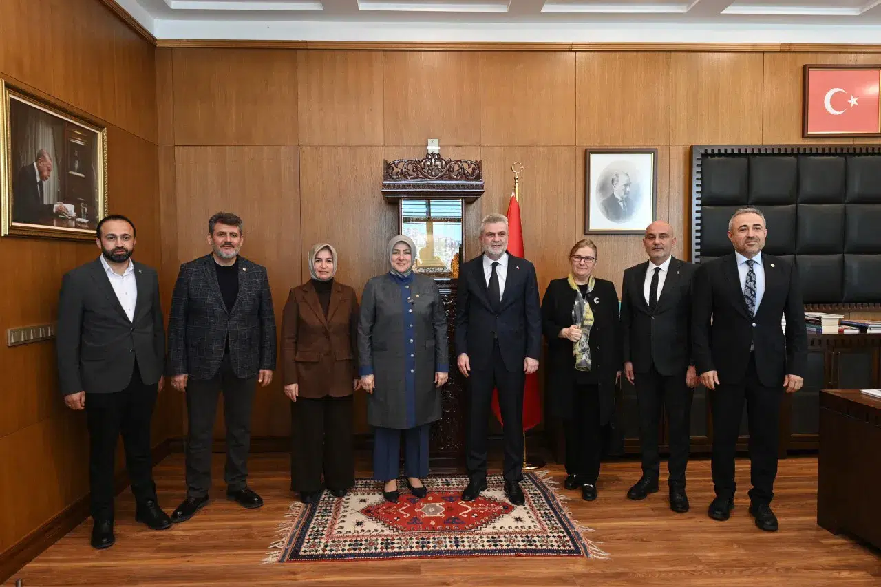 Başkan Görgel, Makamında AK Parti Kadın Kolları Başkanı Ercan'ı Ağırladı