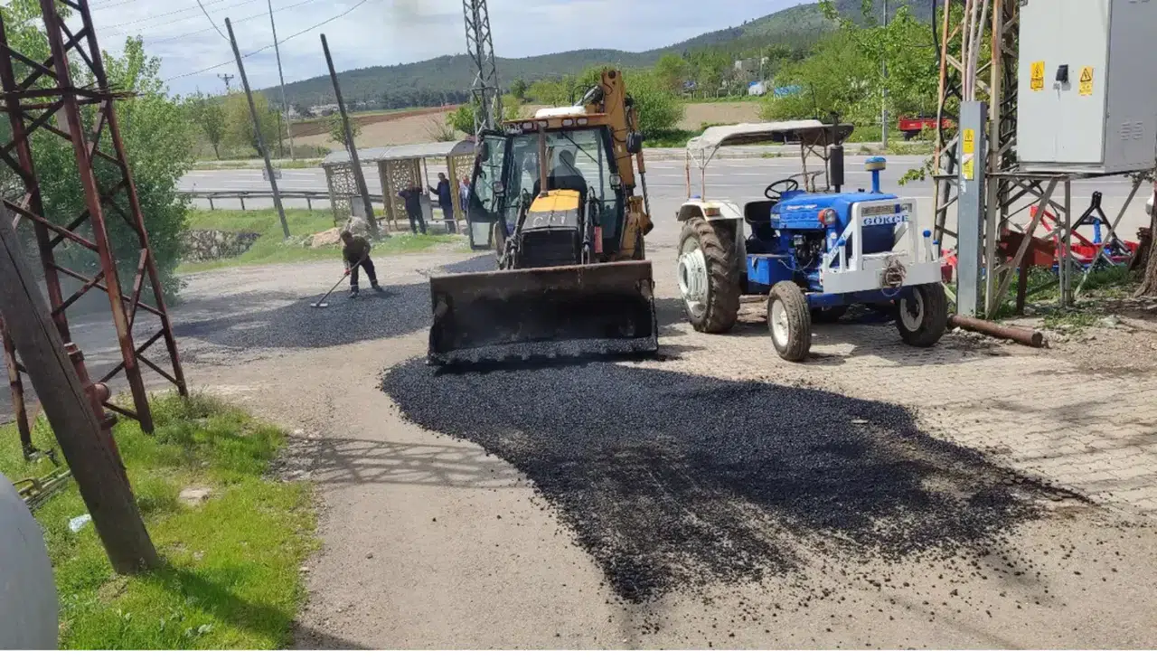 Güzelyurt Mahallesi’nde Asfalt Çalışmaları Sürüyor