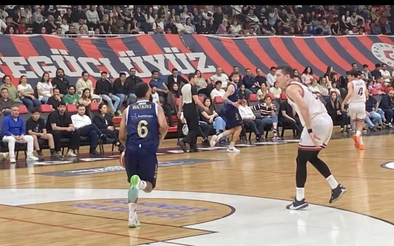 Kipaş İstiklal Basketbol Play-Off’a Zaferle Başladı