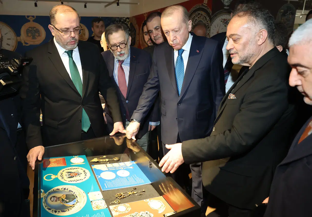 Erdoğan Nadir Saatler Sergisini Ziyaret Etti