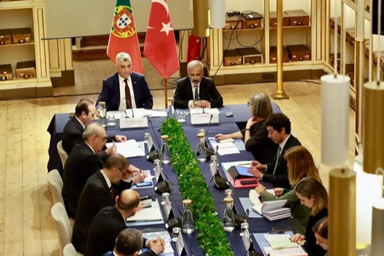 Bakan Bolat, Portekiz'de Dışişleri Bakanı Rangel ile Önemli Temaslarda Bulundu