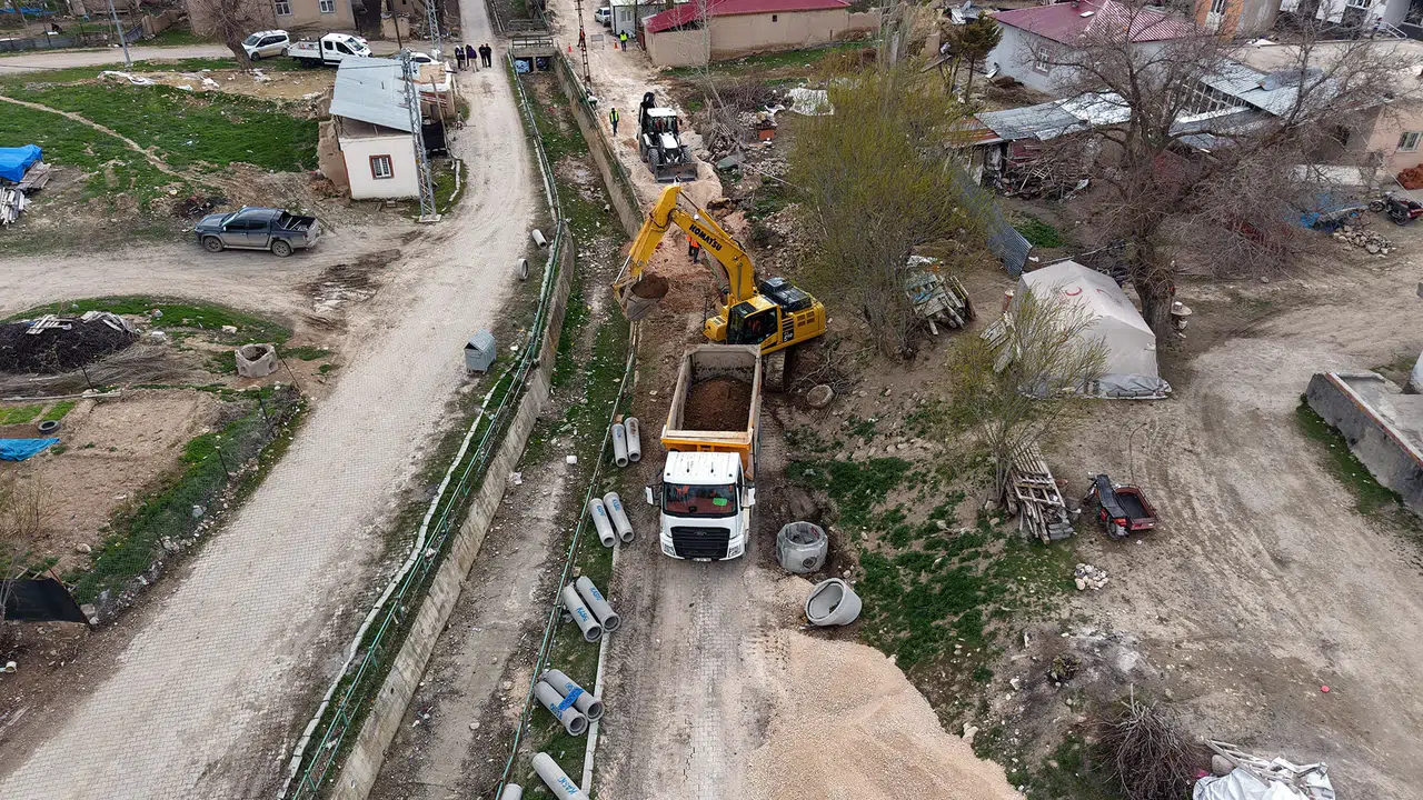 Afşin ve Elbistan’da Köy Evleri Yeni Altyapı Hatlarına Kavuşuyor