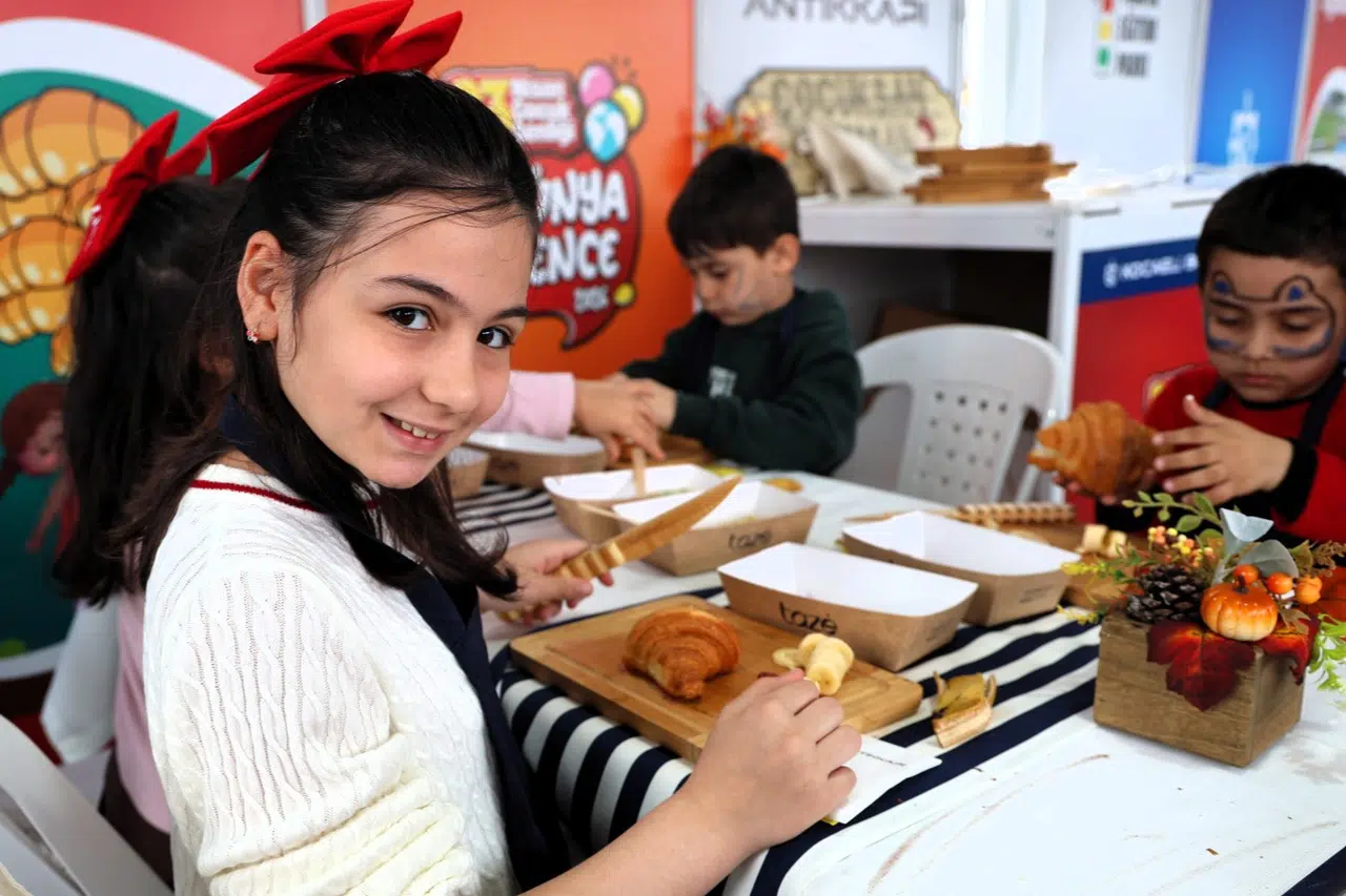 Kruvasan Süslemede Yaratıcılık Şenliği: Atölyeye Yoğun İlgi!