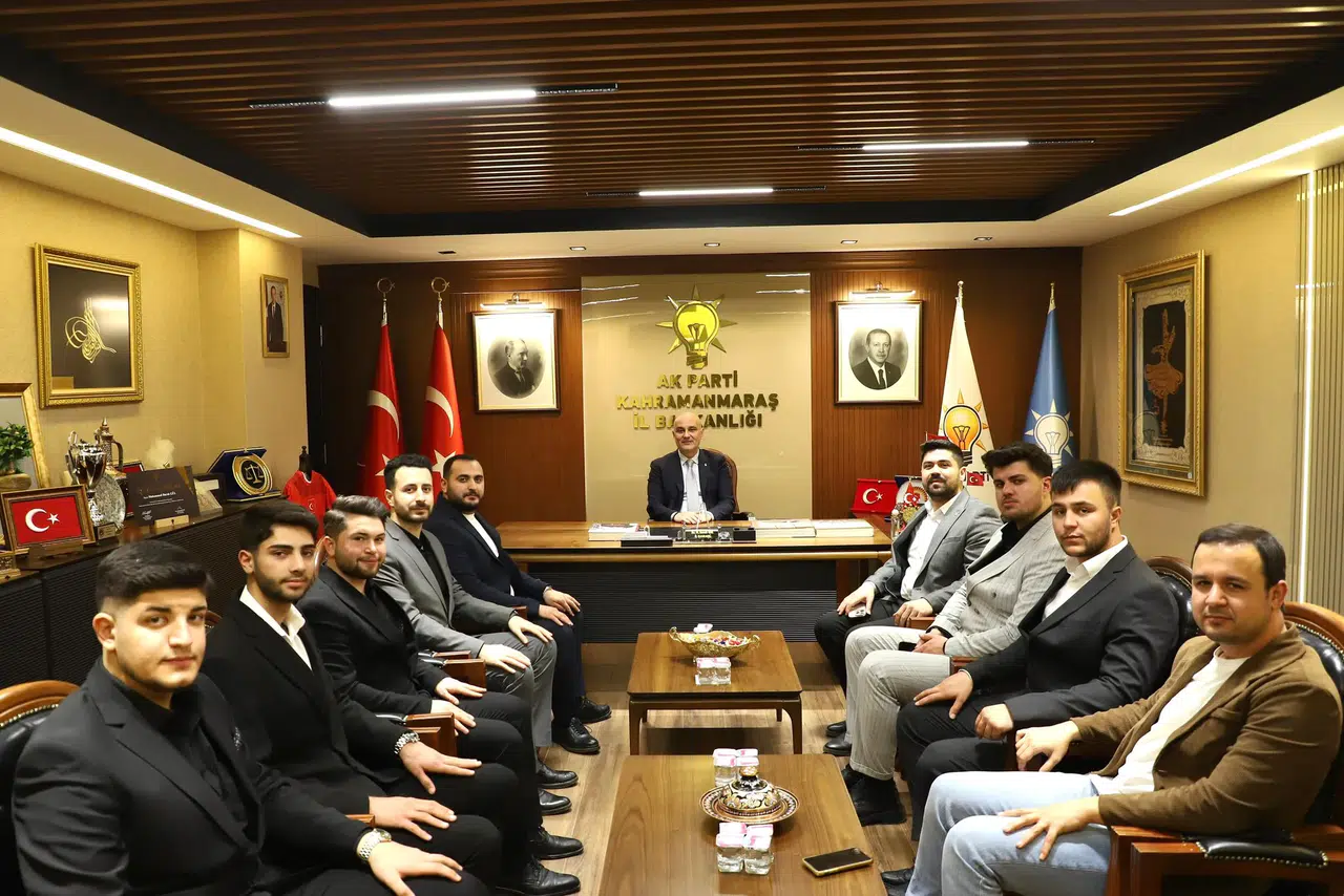 Gençlik Kollarından İl Başkanlığına Anlamlı Ziyaret