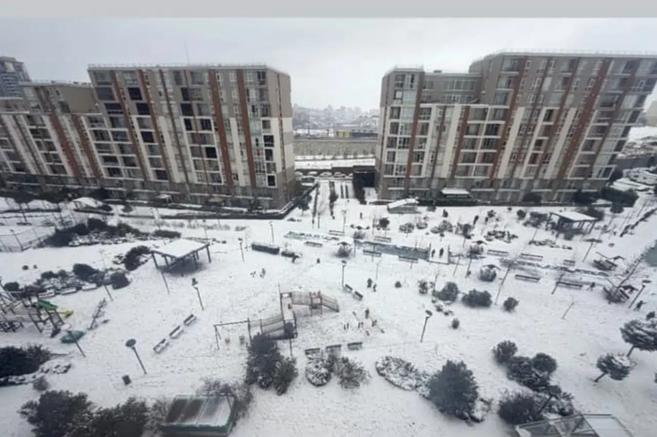 Kişisel Veri İfşasında Dönüm Noktası: Site Yönetimlerine Hukuki Uyarı Geldi!