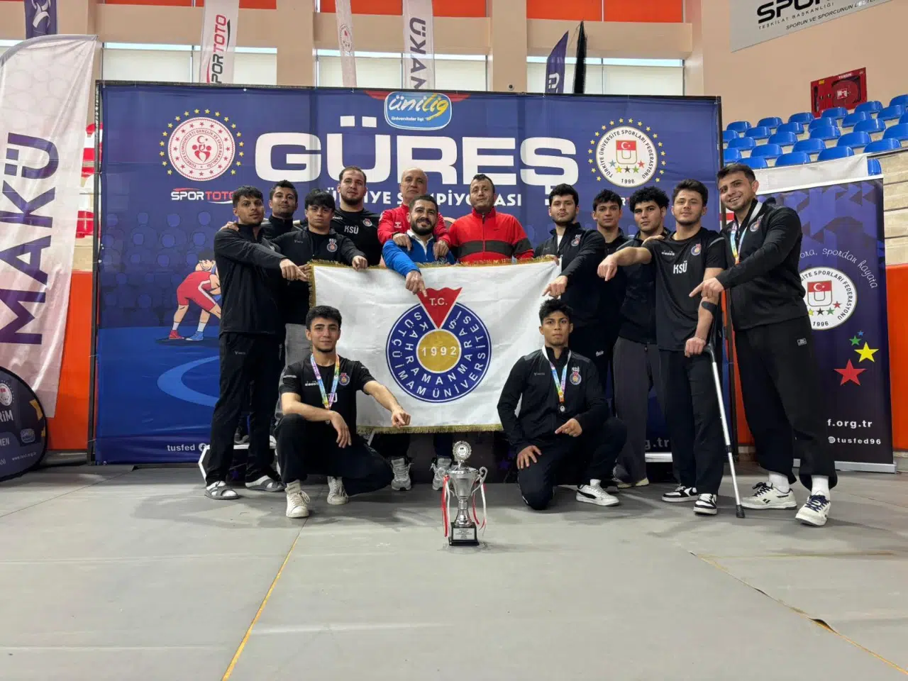 KSÜ Güreş Takımı, ÜNİLİG Türkiye Şampiyonası'nda Önemli Bir Zafer Elde Etti!